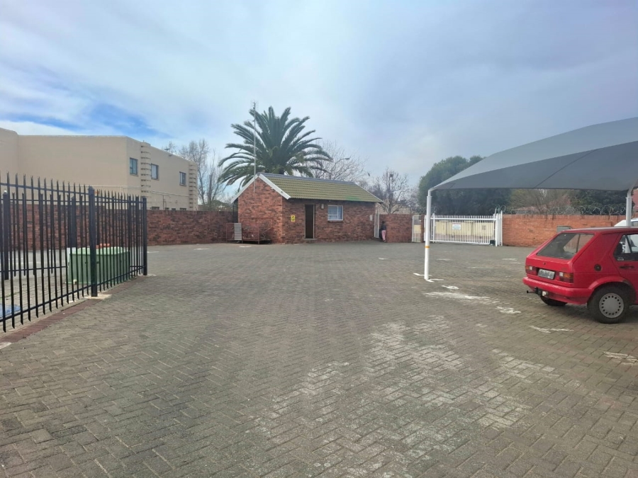 1 Bedroom Property for Sale in Pellissier Free State